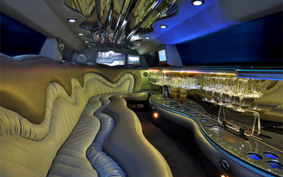 VIP Treatment: Enhancing Corporate Image with Luxury Limo Services in Toronto
